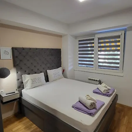 Lazaro Urban Apartment