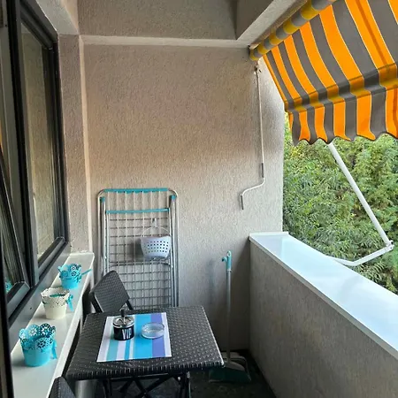 Lazaro Urban Apartment *